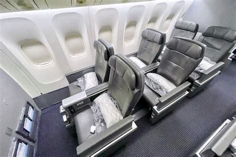 american airlines 777-200 premium economy seat map